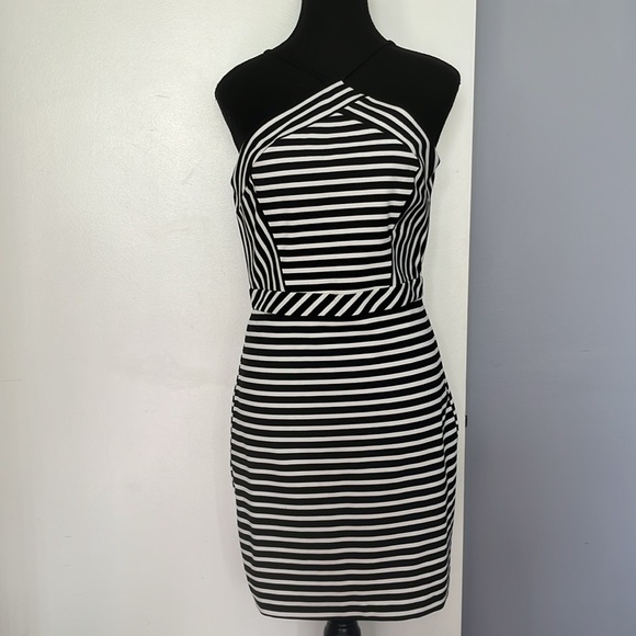 DYNAMITE | Black & White Striped Halter Mini Dress Sz M - Picture 3 of 6